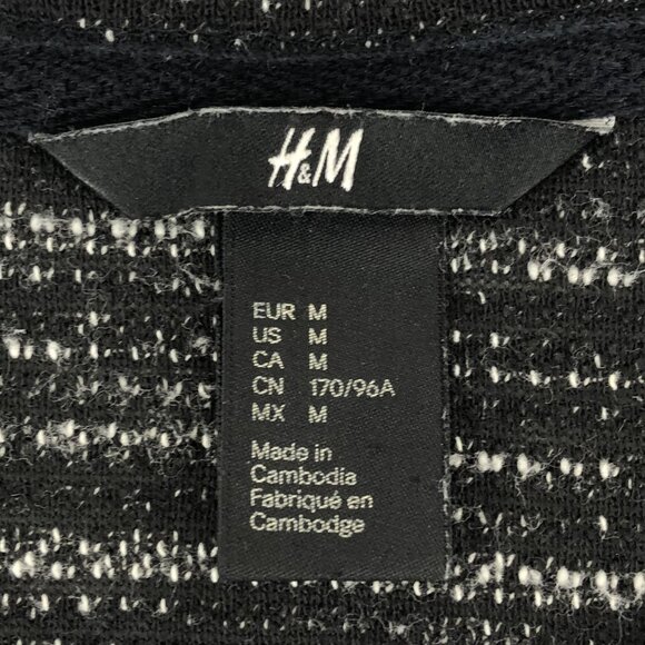 H&M Women’s Black & White Striped Sweater with 3/4 Length Sleeves Size M - Picture 14 of 15